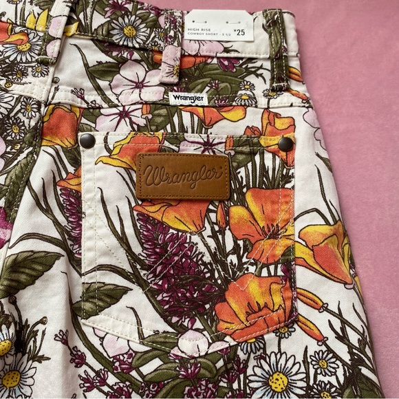 Anthropologie x Wrangler Floral Shorts Cowboy High Rise 5.5 In Retro Wanderer 25 - Picture 10 of 14